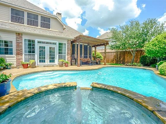 2nd image of 1593 Bowie Ln
