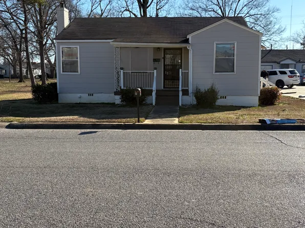 8 N Elm Ave, Sylacauga, AL 35150