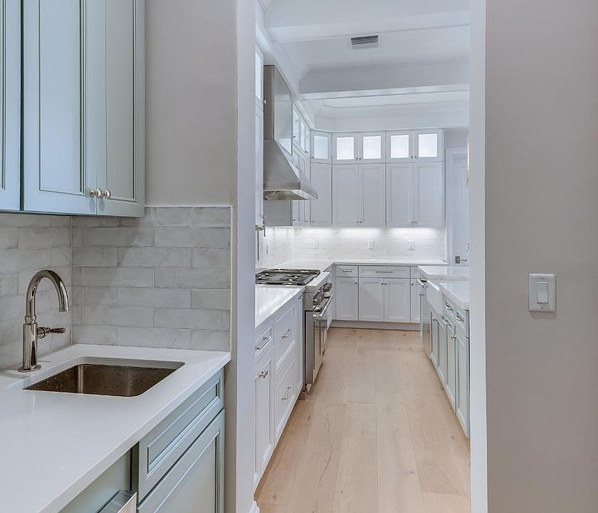1st image of 2620 Greenway Drive