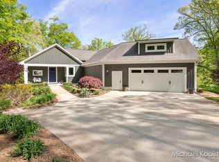 506 Pine Land Dr SE, Ada, MI 49301