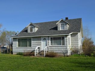 6941 McDonald Rd, Wapato, WA 98951