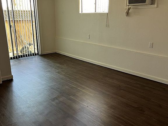 5th image of 56223 Navajo Trl APT C