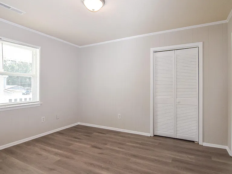 1731 W Avalon Cir #D — Photo 7