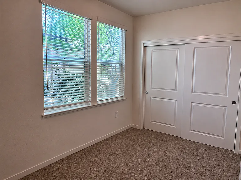 107 Blackburn St #2 — Photo 6
