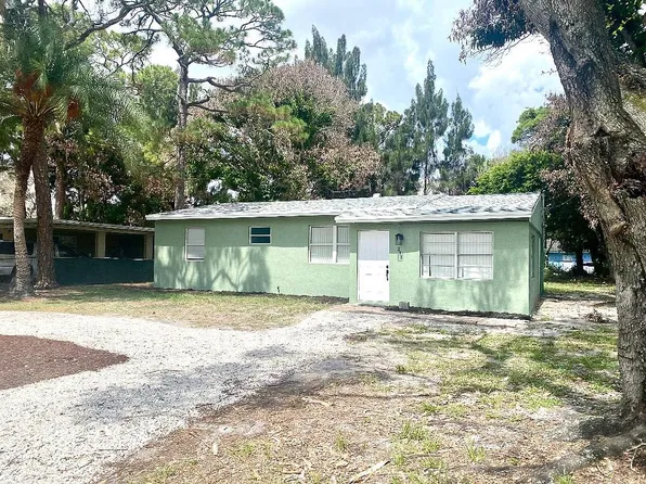 205 N 21st St, Fort Pierce, FL 34950