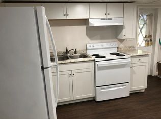 31 Old Pound Hill Rd, North Smithfield, RI 02896