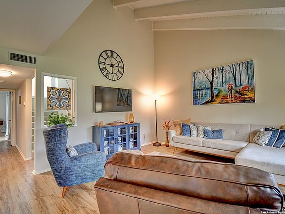 5th image of 1905 West Ln #119