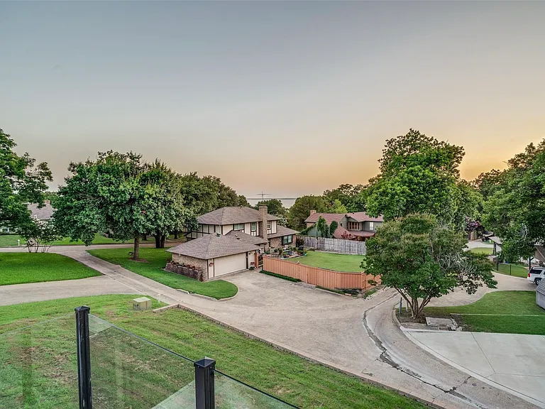 1408 S Alamo Rd — Photo 23
