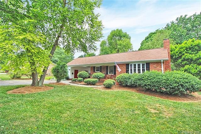 1st image of 2450 Redbud Dr