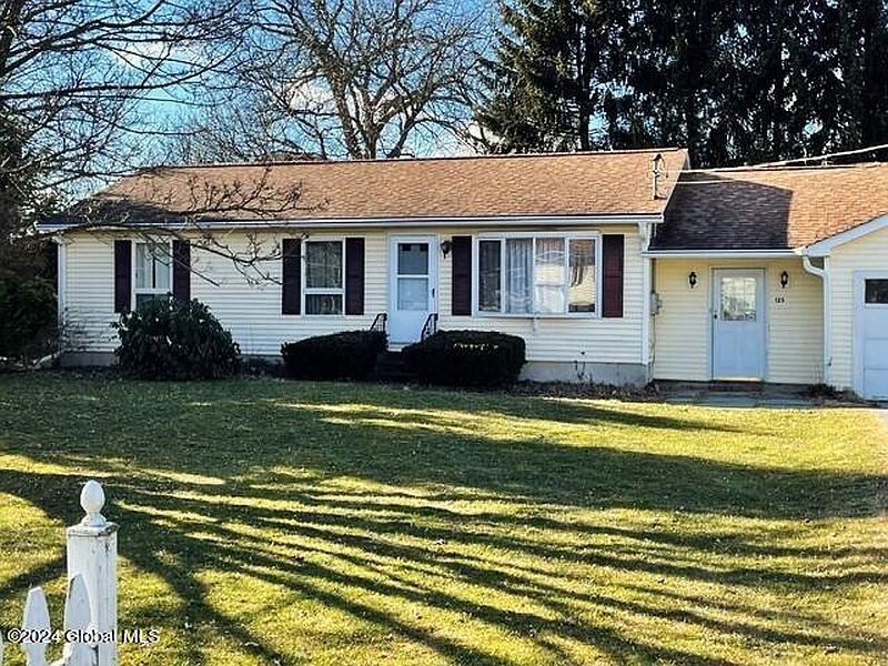2nd image of 125 Indian Springs Lane