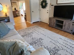 306 Aiken Ave APT 19, Lowell, MA 01850