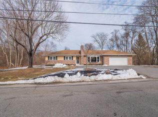 86 Pound Rd, Cumberland, RI 02864