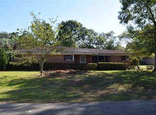 545 Weatherford Pl, Beaumont, TX 77707