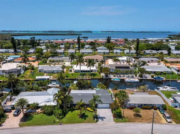 4708 Coral Blvd, Bradenton, FL 34210