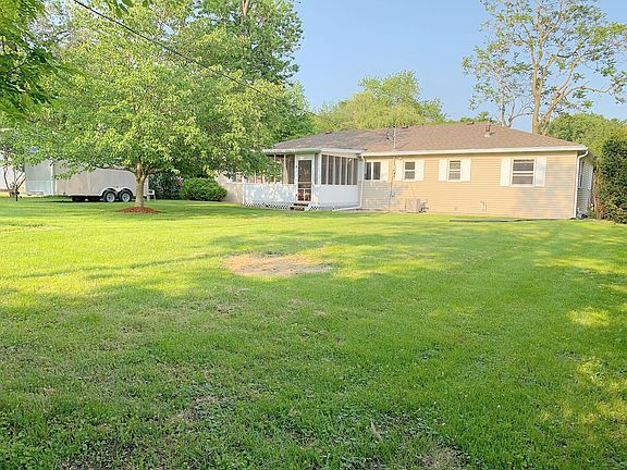 2nd image of 2207 Burlington St