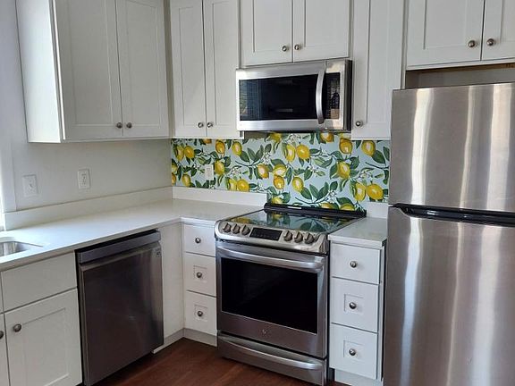 5th image of 4710 Rosedale Ave #1