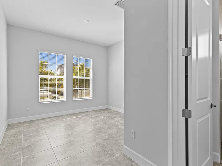 5338 Liberty Ln — Photo 25