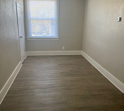 4th image of 1168 S East Ave #6