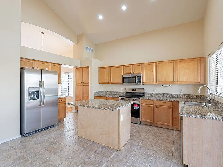 20434 N 92nd Ln — Photo 13
