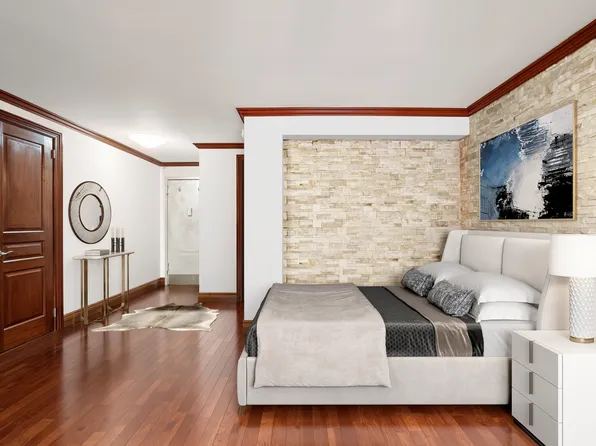 85 8th Avenue image 4 of 5