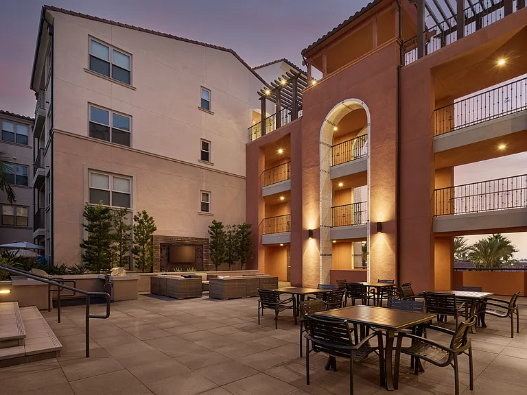 Reata Oakbrook Village — Photo 15