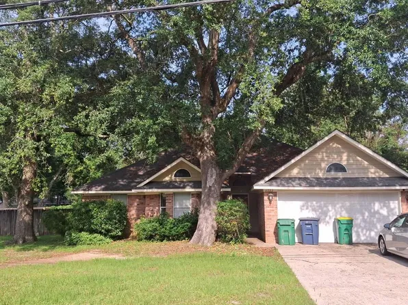6733 Riviera Dr, Biloxi, MS 39532