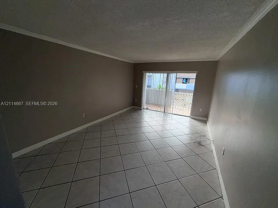 6195 W 18th Ave #G330