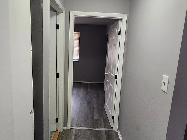 7844 Glen Orchard Dr #B — Photo 11