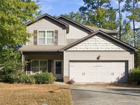 2702 Hughston Ln, Opelika, AL 36801