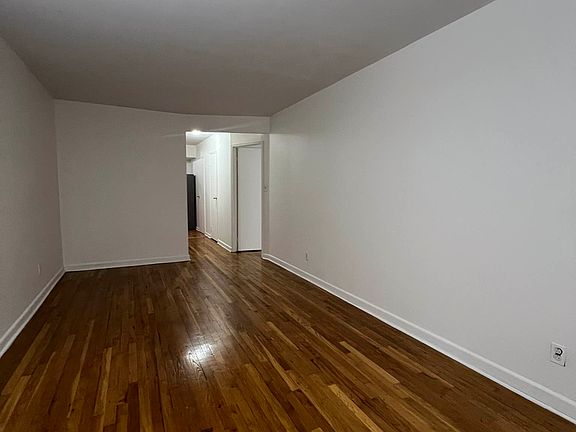 2nd image of 1669 E 9th St #A