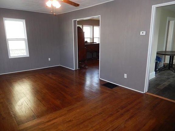 4th image of 63 Haynes Ave