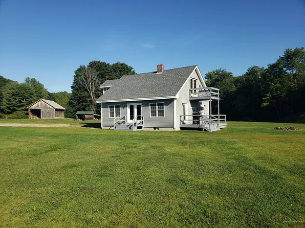 124 Maple Ln, Livermore, ME 04253