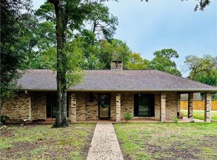 231 Hickory St, Huntsville, TX 77320