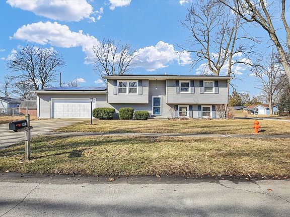 2nd image of 2401 Arden Dr