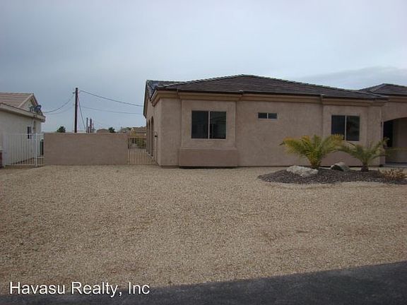 4th image of 3881 Breakwater Dr
