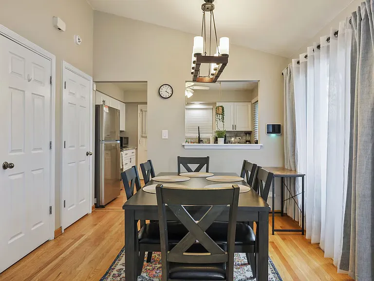 105 N Prindle Ave — Photo 13