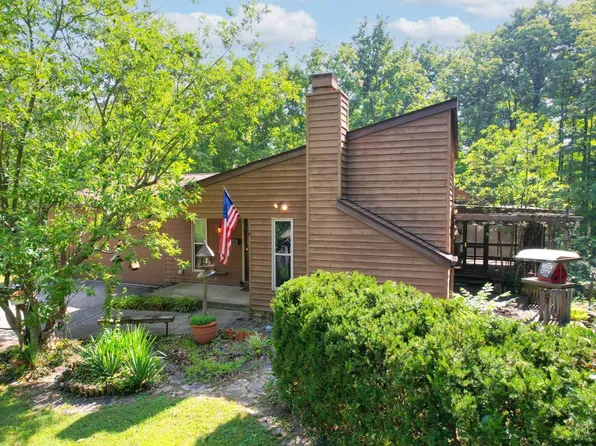 8630 Plainfield Ln, Cincinnati, OH 45236