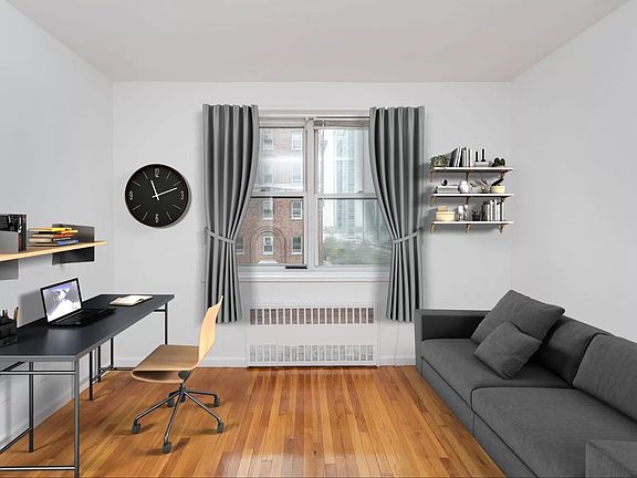 5th image of 350 E 30th St APT 4G
