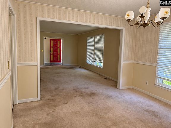 3rd image of 521 Cedarwood Dr