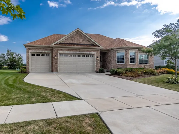 695 Slate Run, Elgin, IL 60124