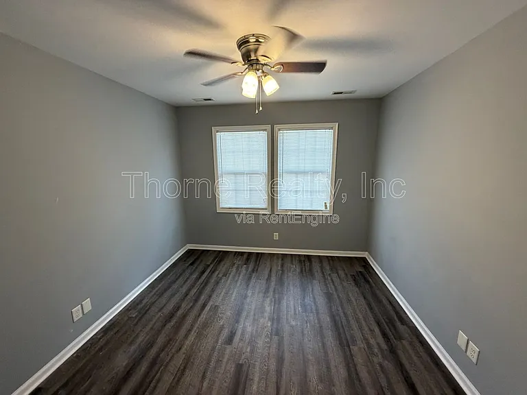 700 Pinehaven Dr — Photo 8