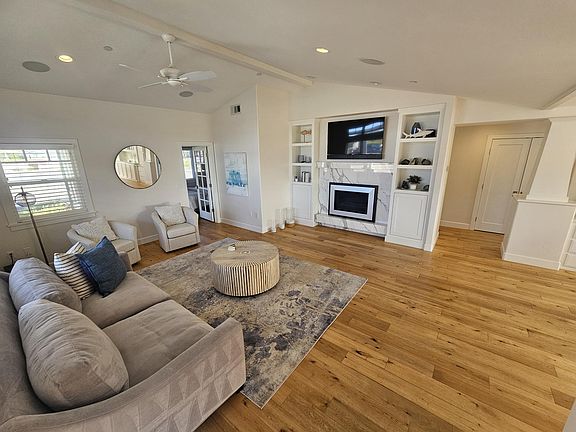 2nd image of 2740 Indigo Cir