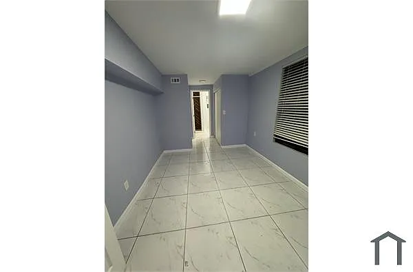 Building Photo - 411 N 61st Ave #2