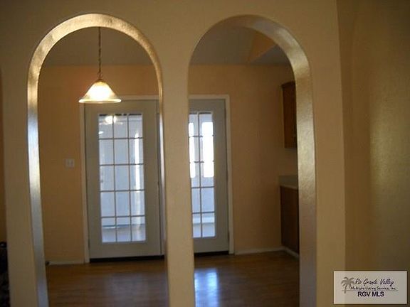 2nd image of 2731 Normandy St