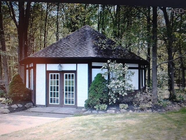 2nd image of 10517 Briarwood Ct