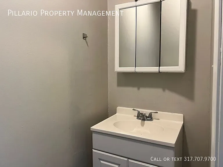 4515 N College Ave — Photo 26
