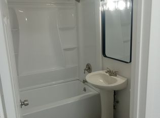 725 E 13th Ave, Kennewick, WA