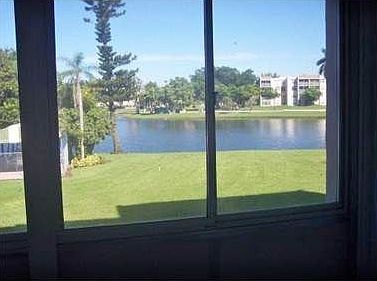 2nd image of 9440 Poinciana Pl APT 206