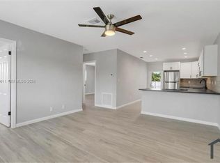 2550 N Dixie Hwy, Boca Raton, FL 33431