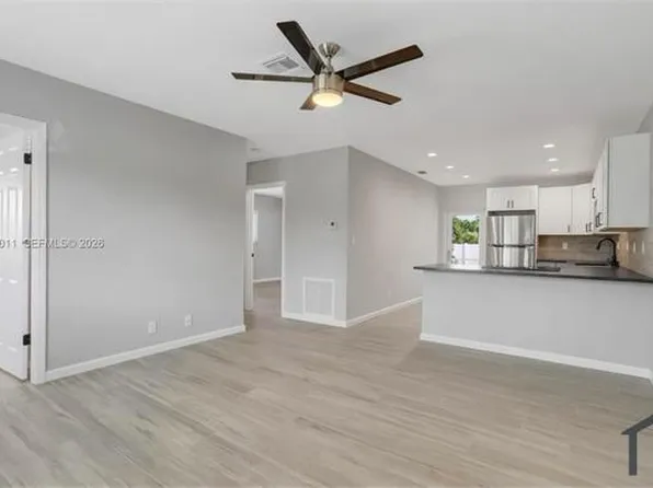 2550 N Dixie Hwy, Boca Raton, FL 33431